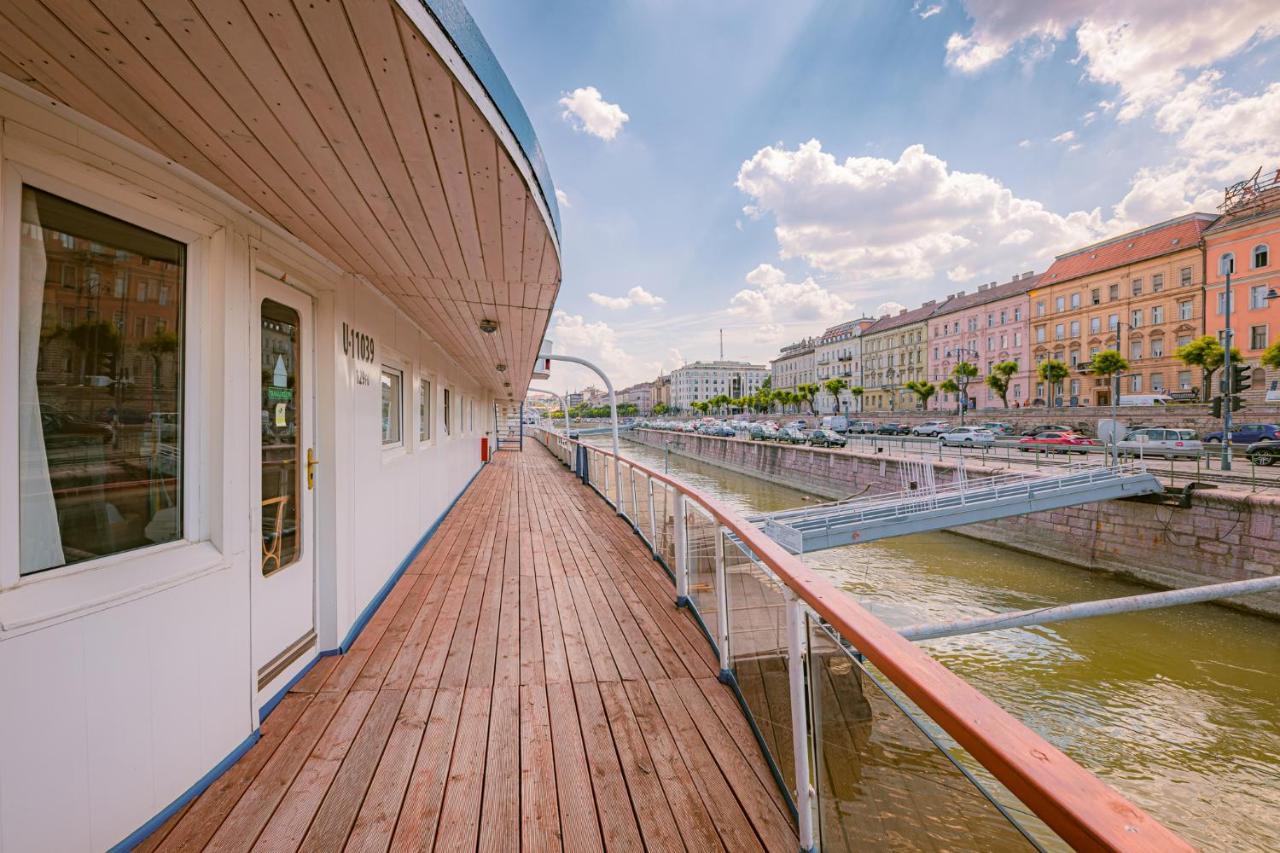 Grand Jules - Boat Hotel Budapeste Exterior foto