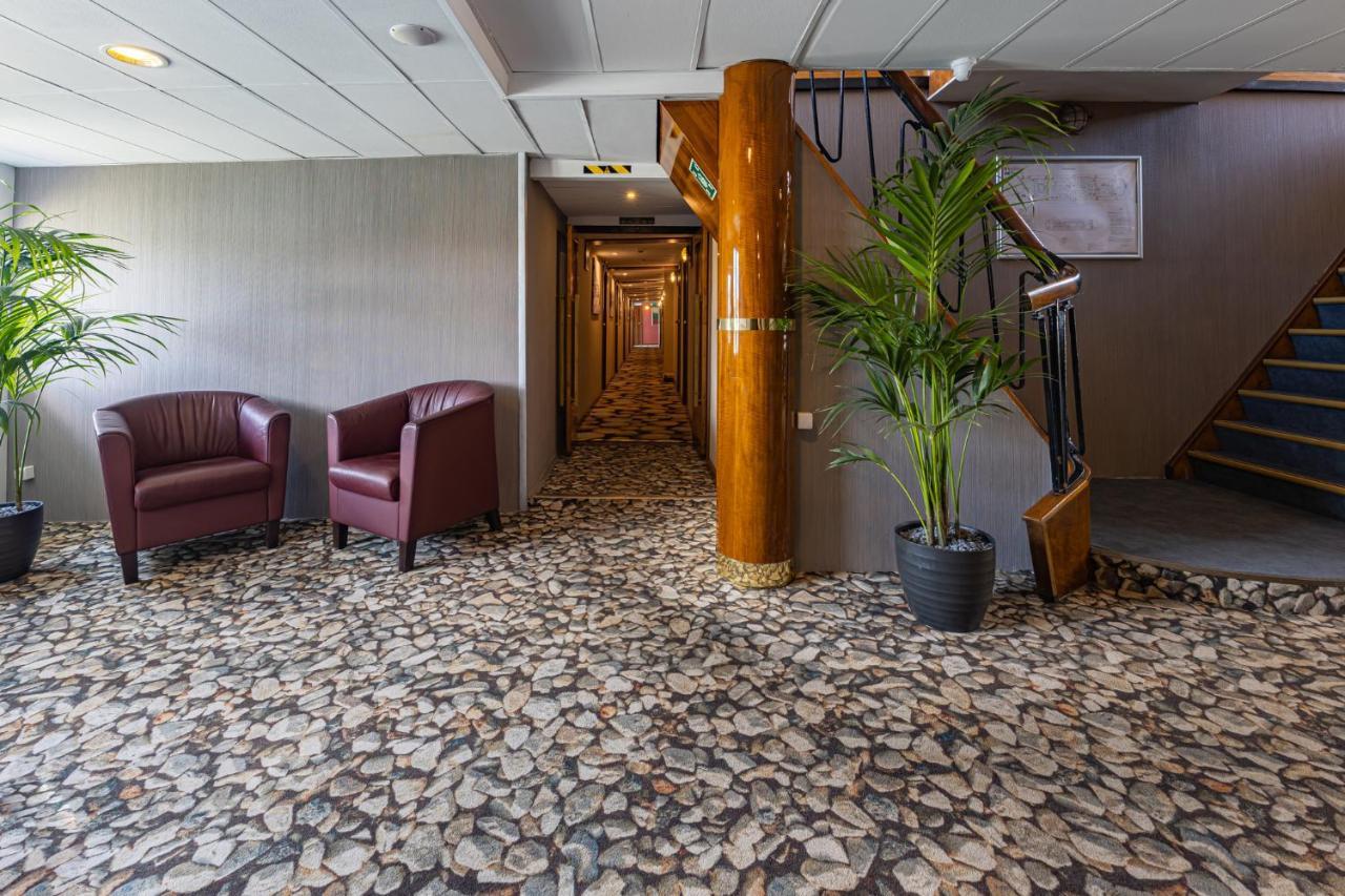 Grand Jules - Boat Hotel Budapeste Exterior foto